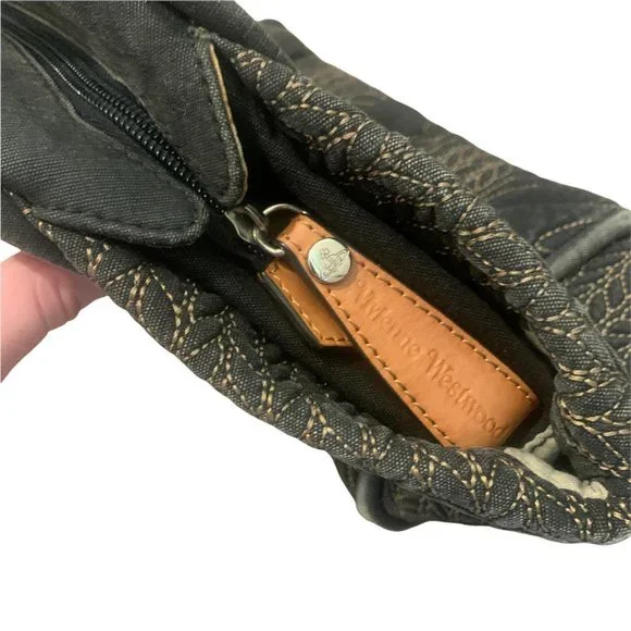 Vivienne Westwood Quilted Orb Handbag- PRICE IS FINAL AND NON-NEGOTIABLE - Picture 3 of 14